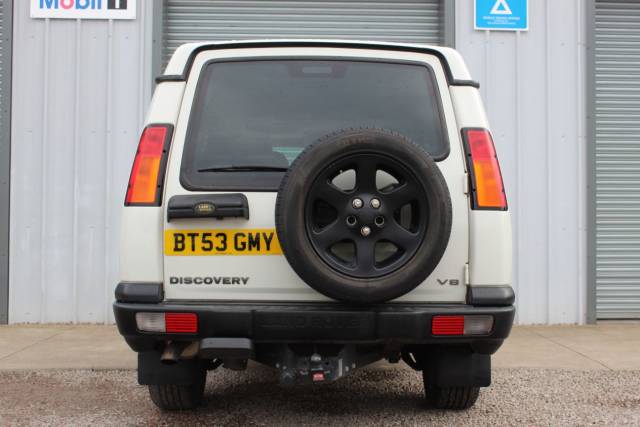 2004 Land Rover Series II DISCOVERY 4.0l V8 7 seater Auto