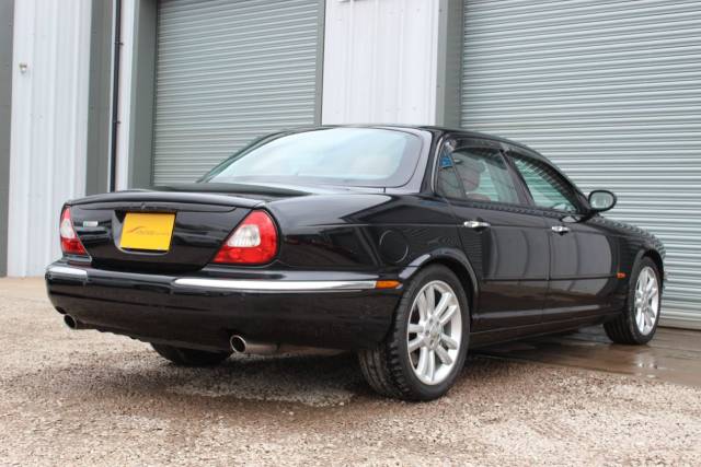 2004 Jaguar Xjr 4.2 V8 Supercharged (400bhp)