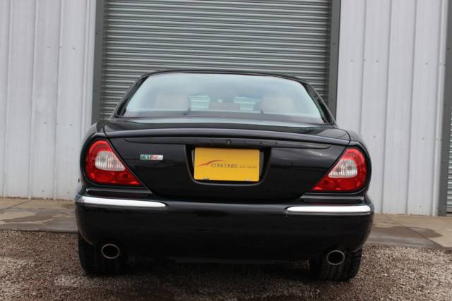 2004 Jaguar Xjr 4.2 V8 Supercharged (400bhp)