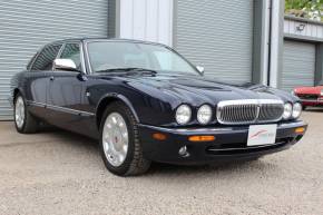 DAIMLER LIMOUSINE 2000 (X) at Concours Motor Company Solihull