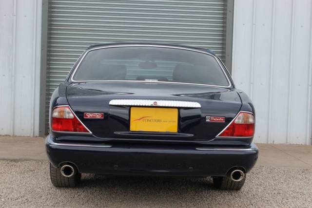 2000 Daimler V8 Xj Series Majestic 4.0 V8 Supercharged