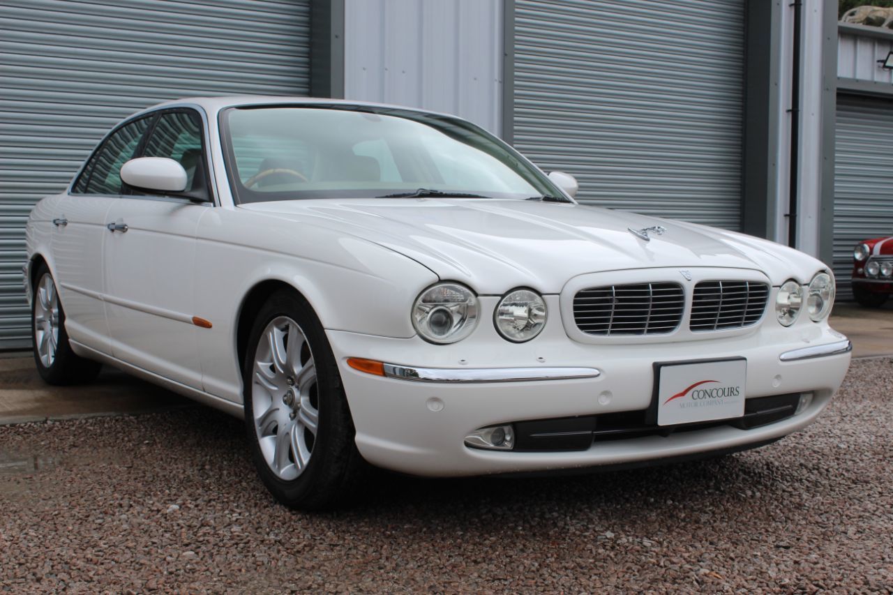 2005 Jaguar V8 Xj Series