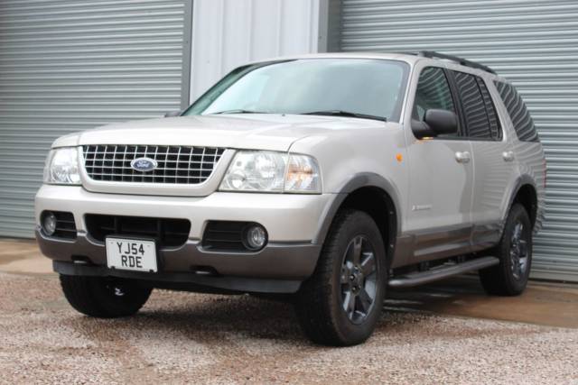 2004 Ford Explorer 4.0 XLT Auto 7 Seater