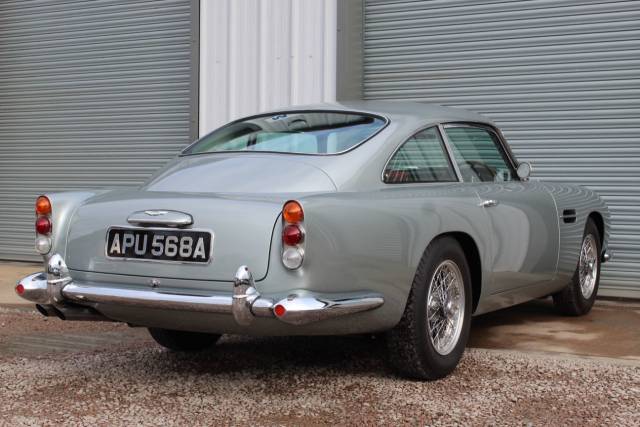 1963 Aston Martin DB4 4.7 Series V Vantage Coupe