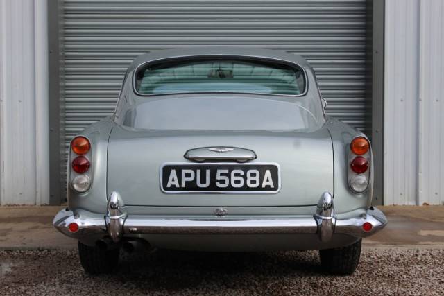 1963 Aston Martin DB4 4.7 Series V Vantage Coupe
