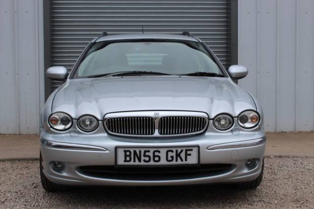 2006 Jaguar X-Type 2.5 V6 SE  AWD Estate Auto