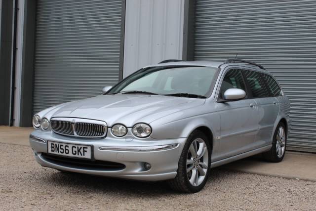 2006 Jaguar X-Type 2.5 V6 SE  AWD Estate Auto