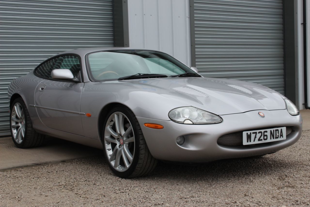 2000 Jaguar Xkr
