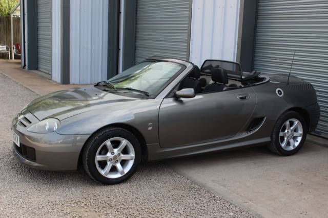 2004 MG MGTF 1.8 135 16v 2dr