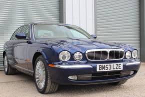 JAGUAR XJ8 at Concours Motor Company Solihull