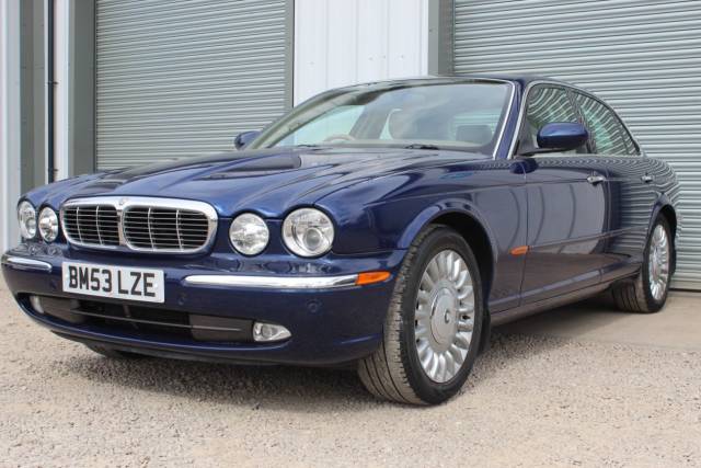 2003 Jaguar XJ8 4.2 Super V8 Vanden Plas